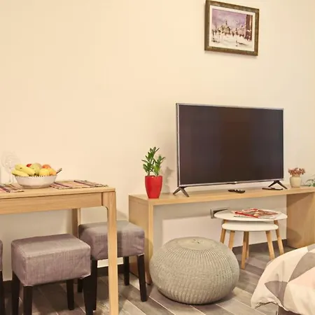 Sterija Apartment *