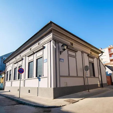 Sterija Апартаменты *